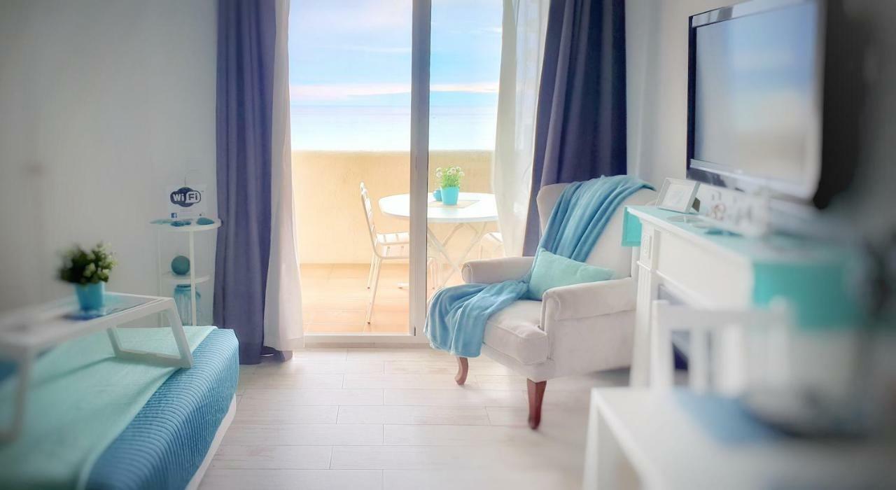 El Estudio De La Playa Benalbeach Holidays Deluxe Benalmádena Exteriér fotografie