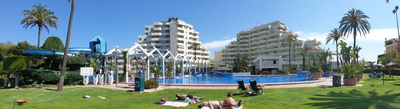 El Estudio De La Playa Benalbeach Holidays Deluxe Benalmádena Exteriér fotografie