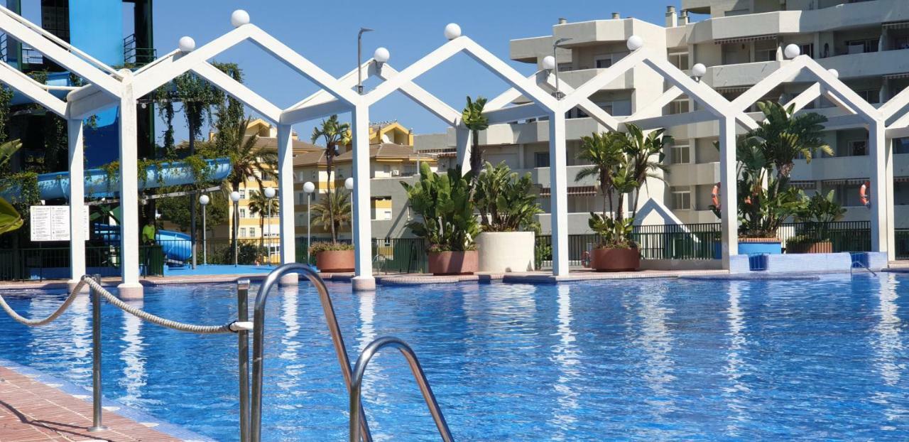 El Estudio De La Playa Benalbeach Holidays Deluxe Benalmádena Exteriér fotografie