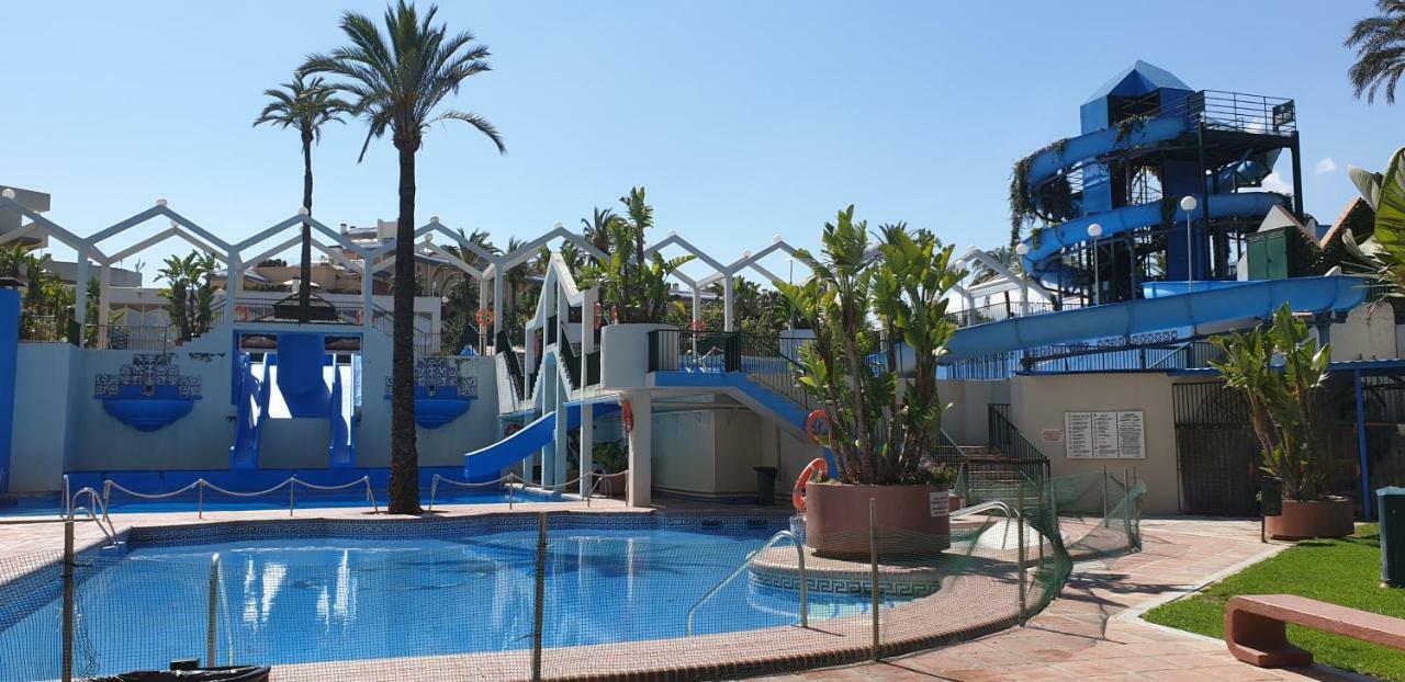 El Estudio De La Playa Benalbeach Holidays Deluxe Benalmádena Exteriér fotografie